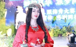 王者公孙离爽到流泪